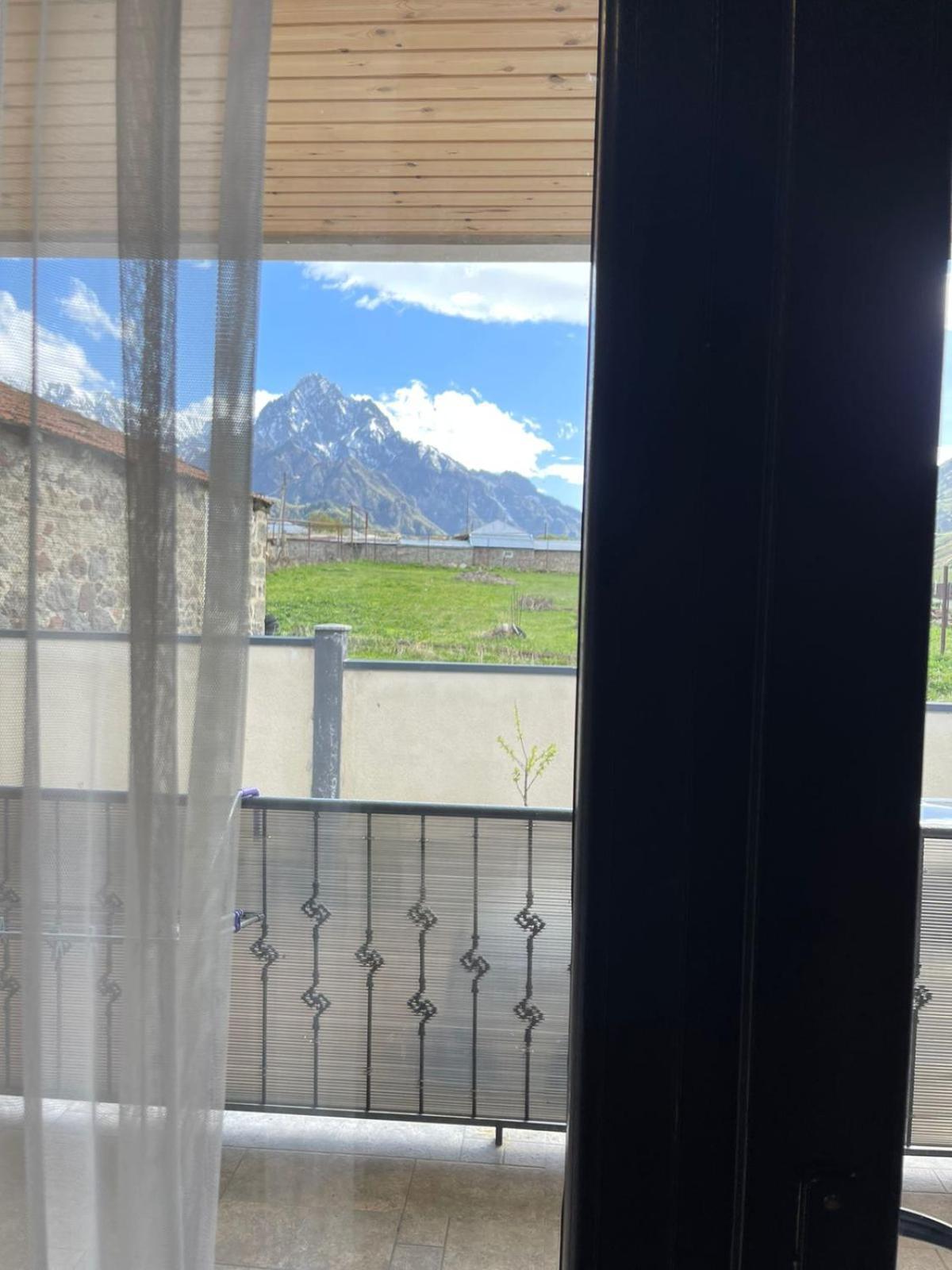 Bibo'S Kokhi Guesthouse Kazbegi Extérieur photo